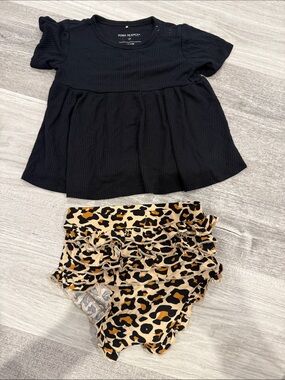 Posh Peanut Black Top with Leopard Print Ruffle Bloomers